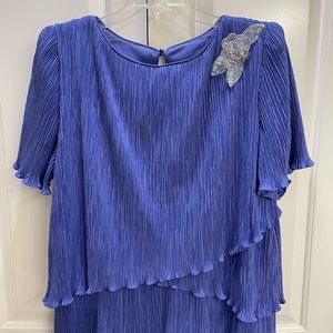 EUC Vintage Patra Formal Midi Dress, Periwinkle Blue Crepe, Tiered Design, Sz 18